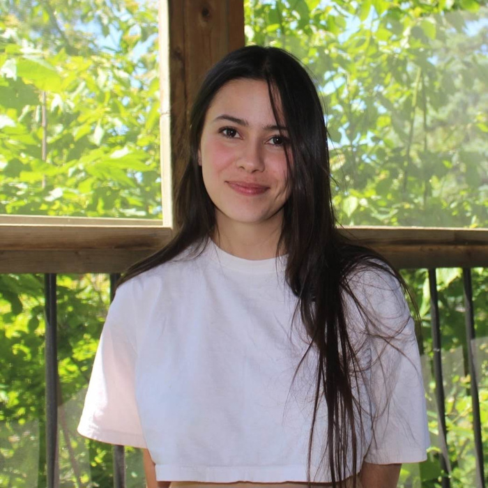 Samantha Mora